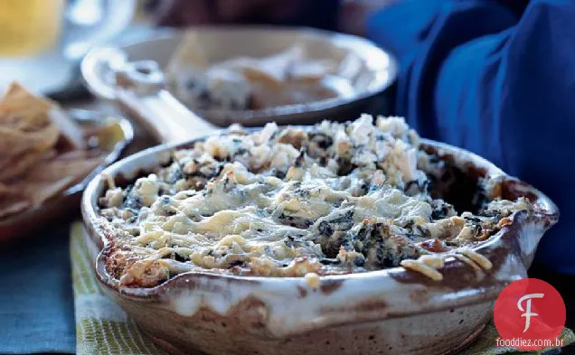 Molho De Espinafre Garlicky com corações de Palma
