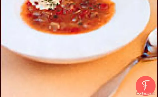 Berinjela com alho e sopa de pimenta com hortelã
