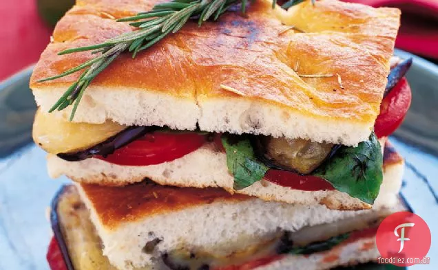 Berinjela, Fontina e tomate Panini