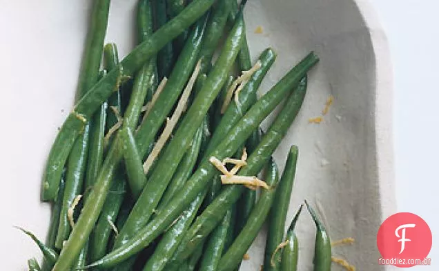 Feijão verde com manteiga de gengibre