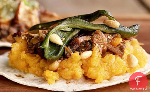 Tostadas de abóbora e cogumelo