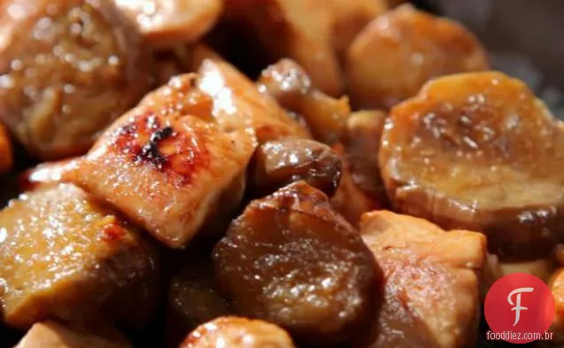 Frango com chá preto com berinjela