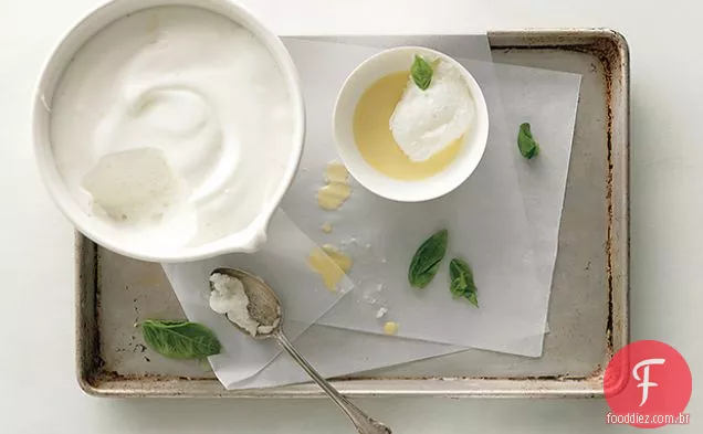Pudim de neve de Limão Com Molho De Creme De Manjericão