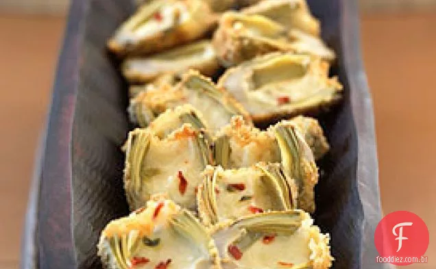 Alcachofras fritas recheadas com queijo Pepper Jack