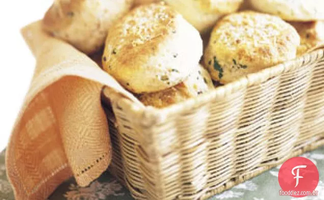 Biscoitos de parmesão e salsa