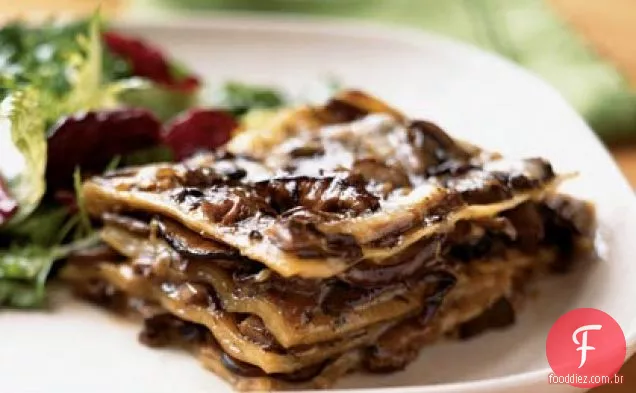 Lasanha de cogumelos com Bechamel cremoso