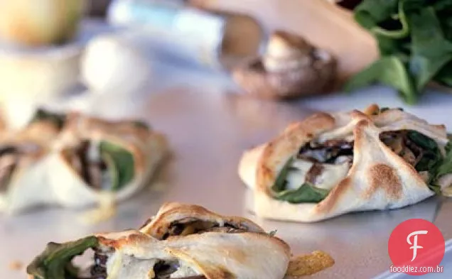 Calzones de espinafre com queijo azul