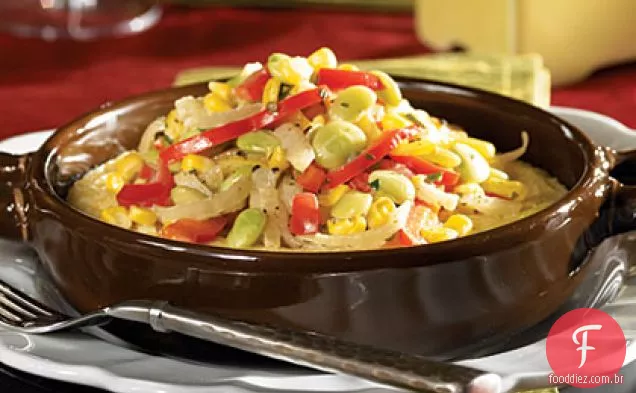 Succotash de outono com grãos Gruyère