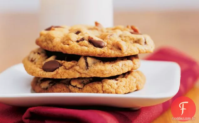 Biscoitos De Chocolate Grossos E Mastigáveis