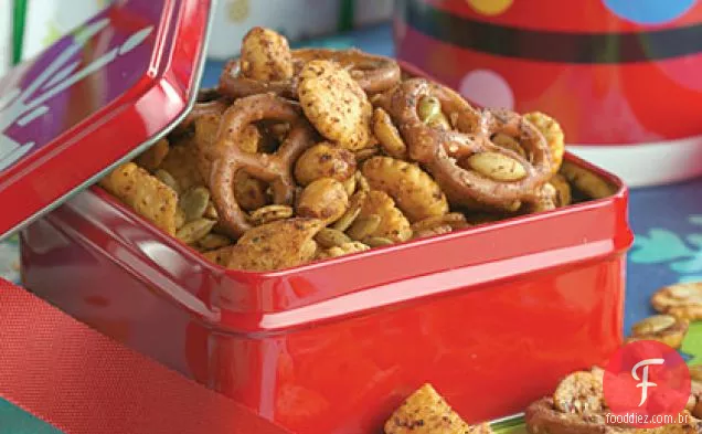 Munch & Crunch Snack Mix