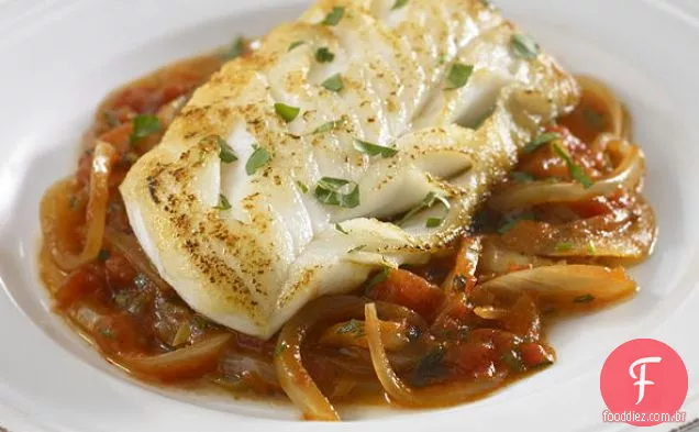 Bacalhau em molho de tomate