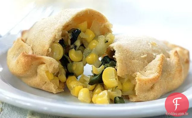 Milho e Poblano Empanadas