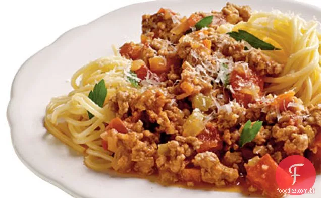 Espaguete Com Carne De Porco à bolonhesa