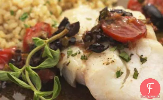 Bacalhau Assado Com Receita De Tapenade De Alcaparra De Azeitona De Tomate Quente