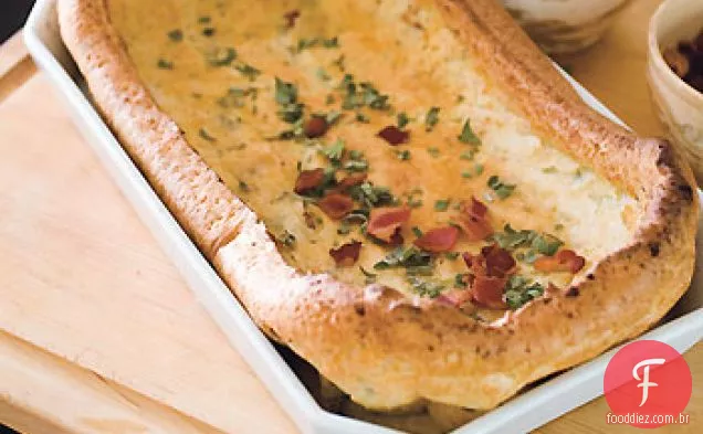 Pudim de Yorkshire com Bacon e sálvia