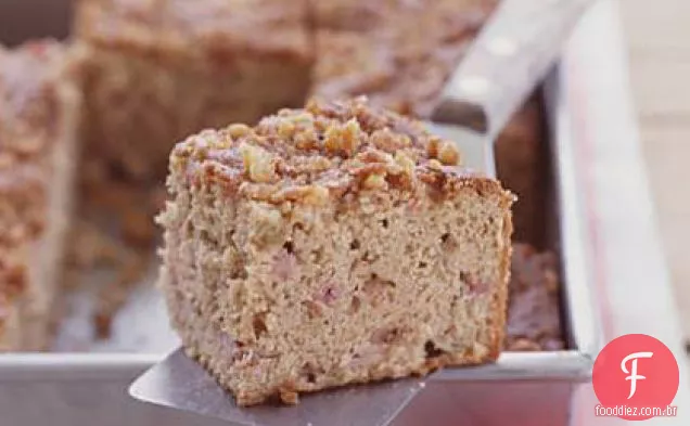 Ruibarbo - bolo de lanche de creme azedo com noz Streusel