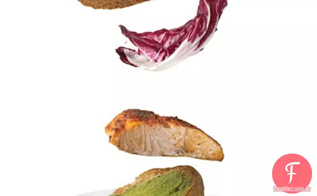 Sanduíche De Salmão Com Bom Gosto