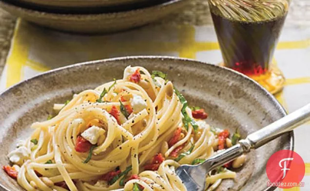 Linguine Com Tomates Secos Ao Sol