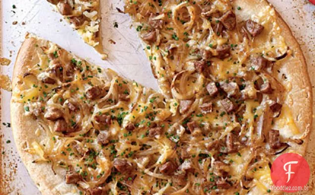Salsicha de frango, cebola doce e Pizza De Erva-Doce