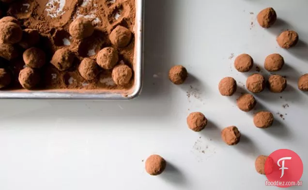 Dulce De Leche e trufas com manteiga de nozes