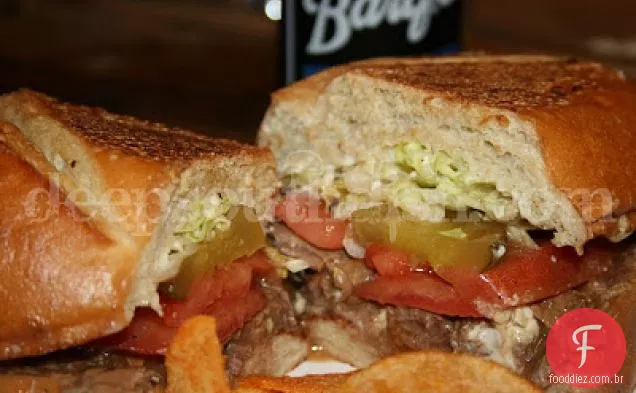 Carne assada Po'Boy com molho