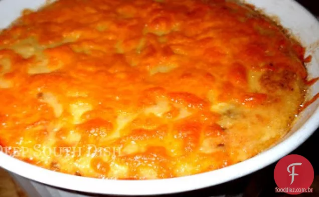Grelhos de queijo de alho assado com salsicha