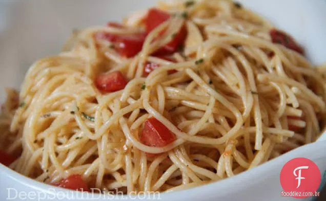 Salada De Espaguete De Aletria Fria