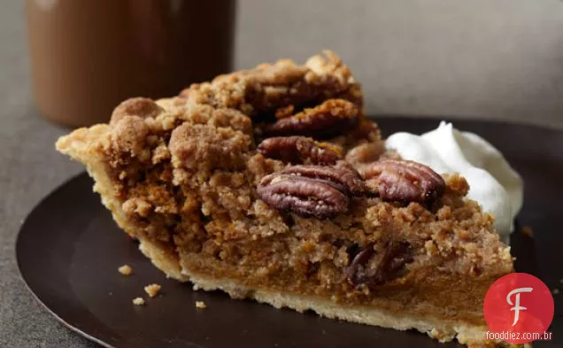 Torta de abóbora Bourbon com Pecan Streusel