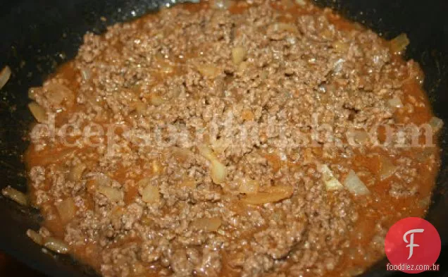 Frigideira Hot Dog Chili Sauce