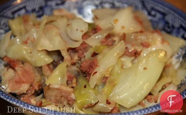 Atalho carne enlatada e repolho