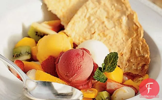 Sopa De Frutas Tropicais