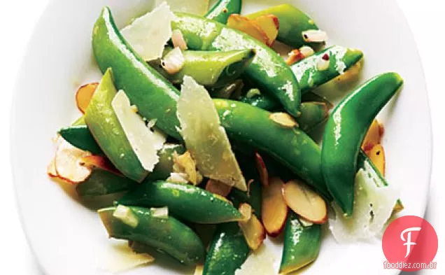 Ervilhas torradas de amêndoa e Pecorino
