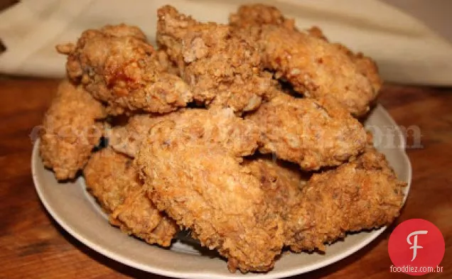 Asas Quentes Fritas Do Sul Crocantes