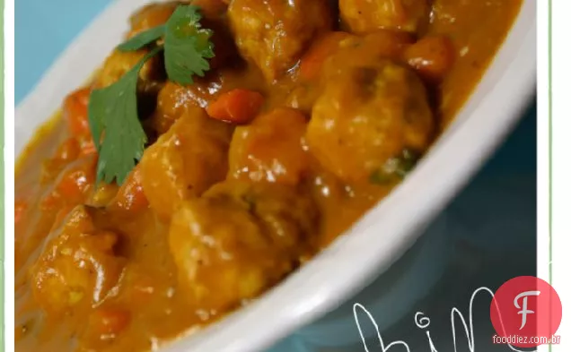 Curry De Coco De Abóbora Com Almôndegas De Frango