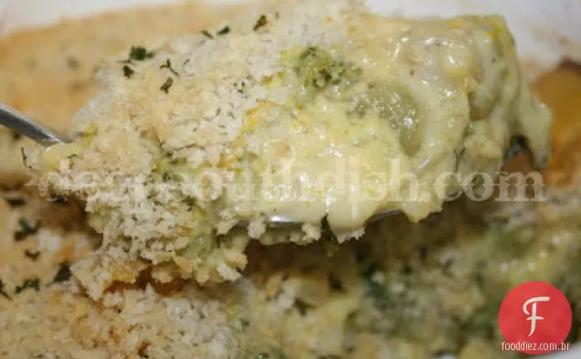 Caçarola de brócolis e queijo