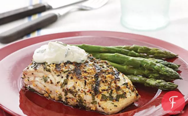 Amberjack grelhado com molho de Creme Dijon Estilo Country