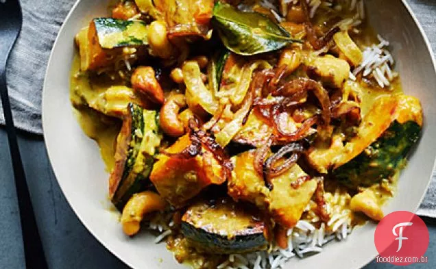 Caju, coco e curry de abóbora