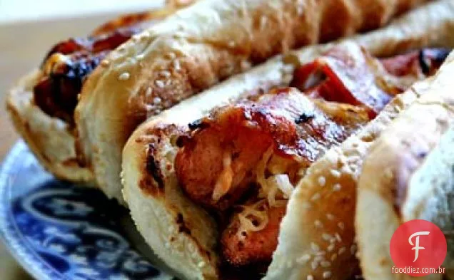 Cachorros-Quentes Recheados Com Bacon Grelhado