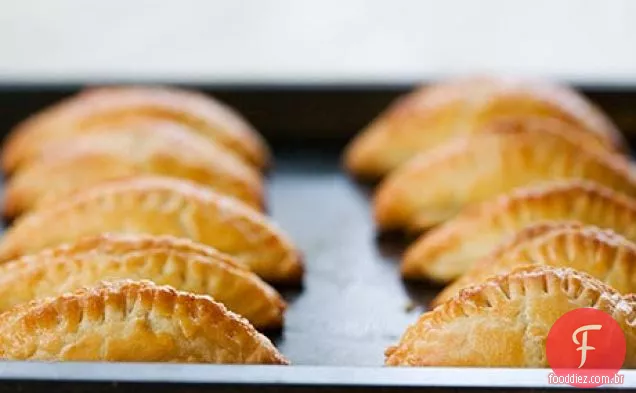 Empanadas De Porco Com Curry