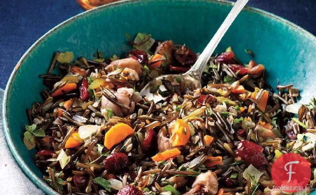 Molho de arroz selvagem com castanhas assadas e Cranberries