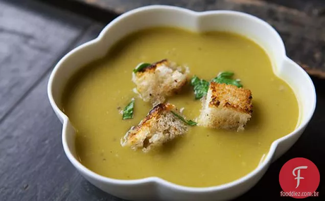 Sopa De Ervilha Dividida