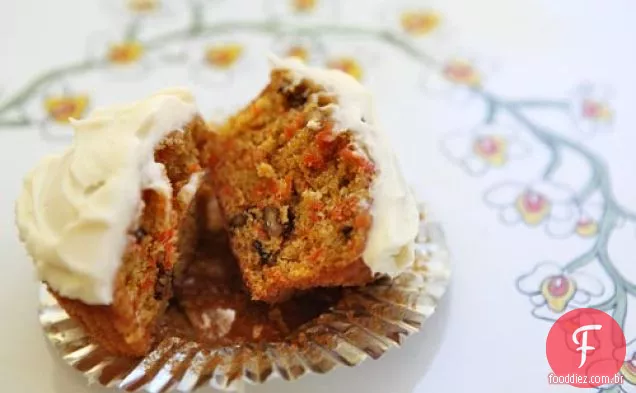 Bolo De Cenoura Cupcakes