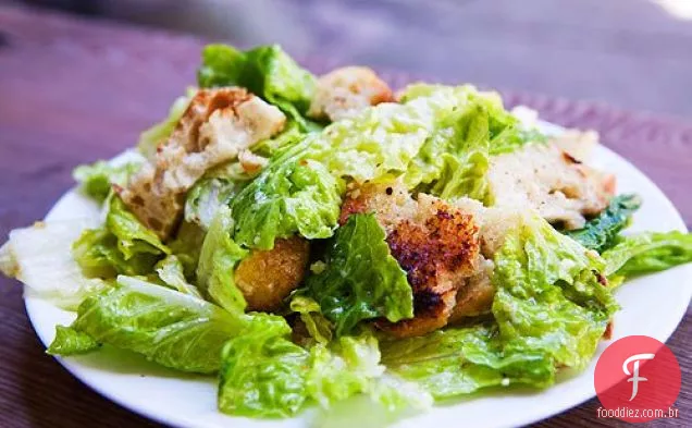 Salada Caesar