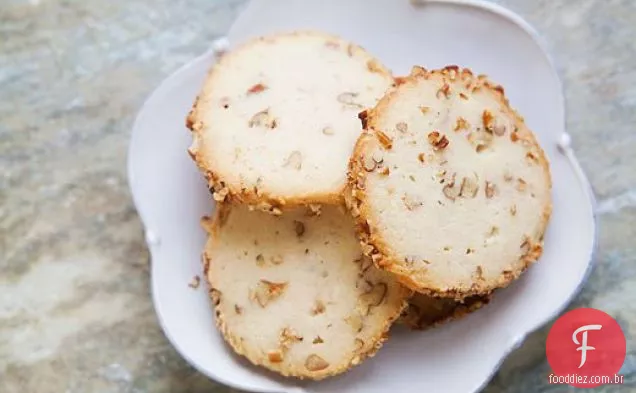 Creme De Queijo Pecan Cookies