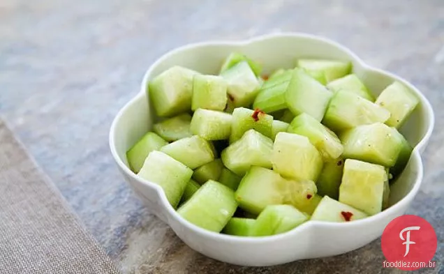 Salada De Pepino De Gergelim