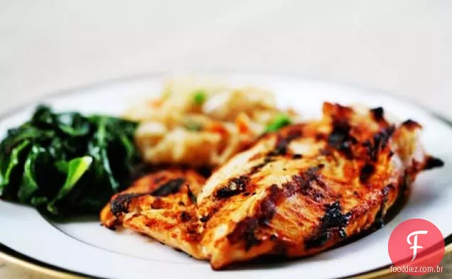 Peitos De Frango Grelhados Temperados Marroquinos