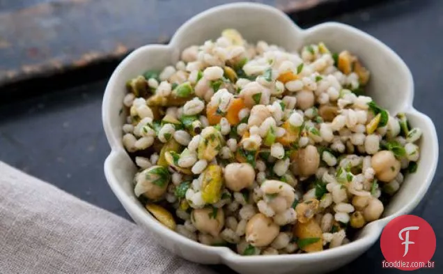 Salada Marroquina De Cevada De Grão-De-Bico