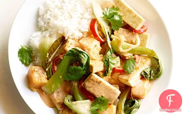Tofu de Curry vermelho com legumes de queda