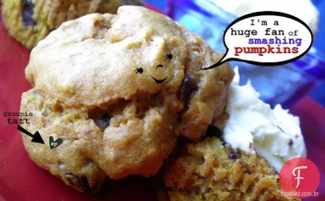Muffins Da Microplaqueta Do Chocolate Da Noz-Pecã Da Banana Da Abóbora