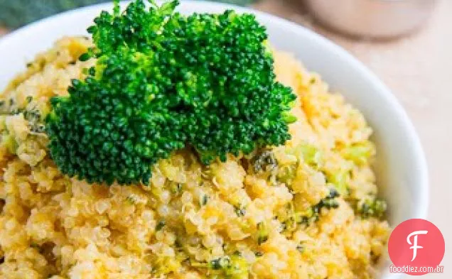 Quinoa De Brócolis De Queijo